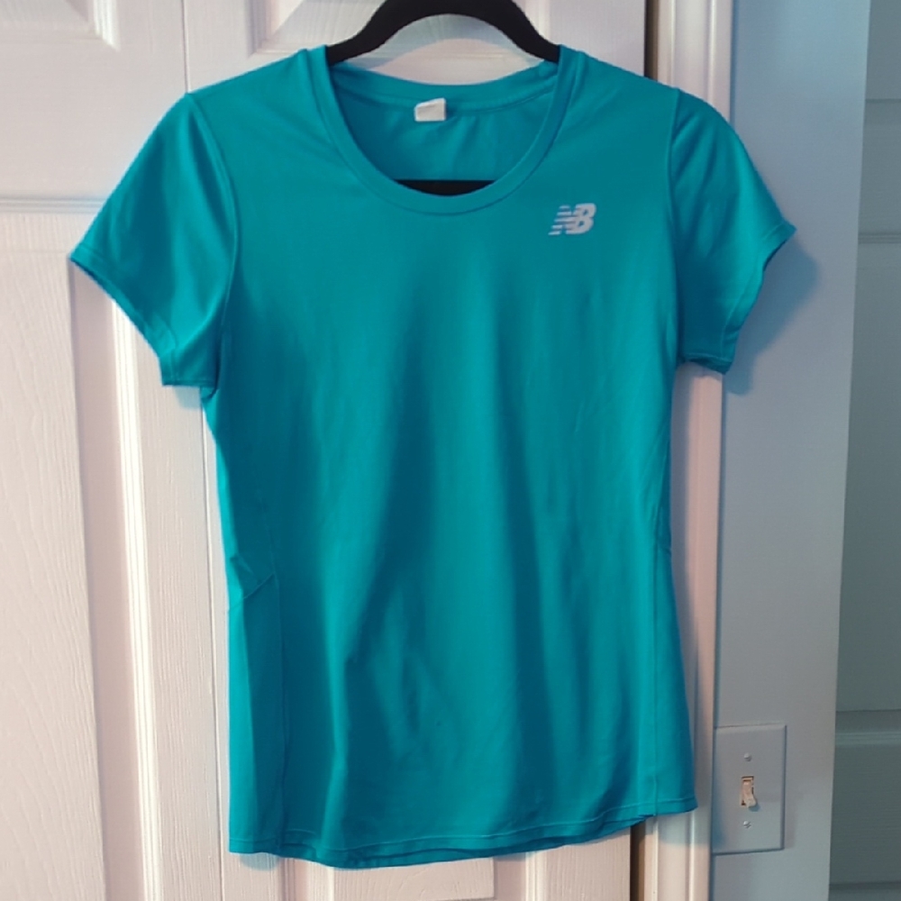 New Balance Women's Teal Short Sleeve Tee Size Small And Matching Leggings